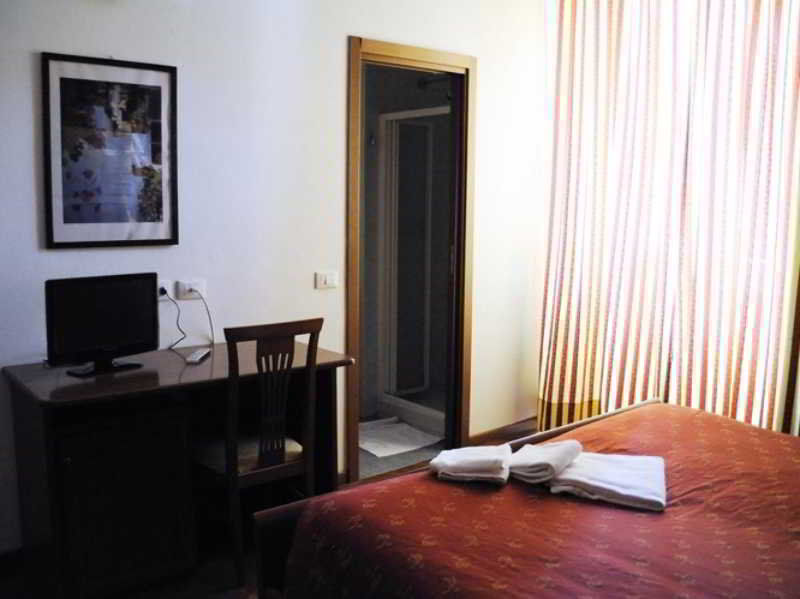 Hotel Edy Milan Exterior photo